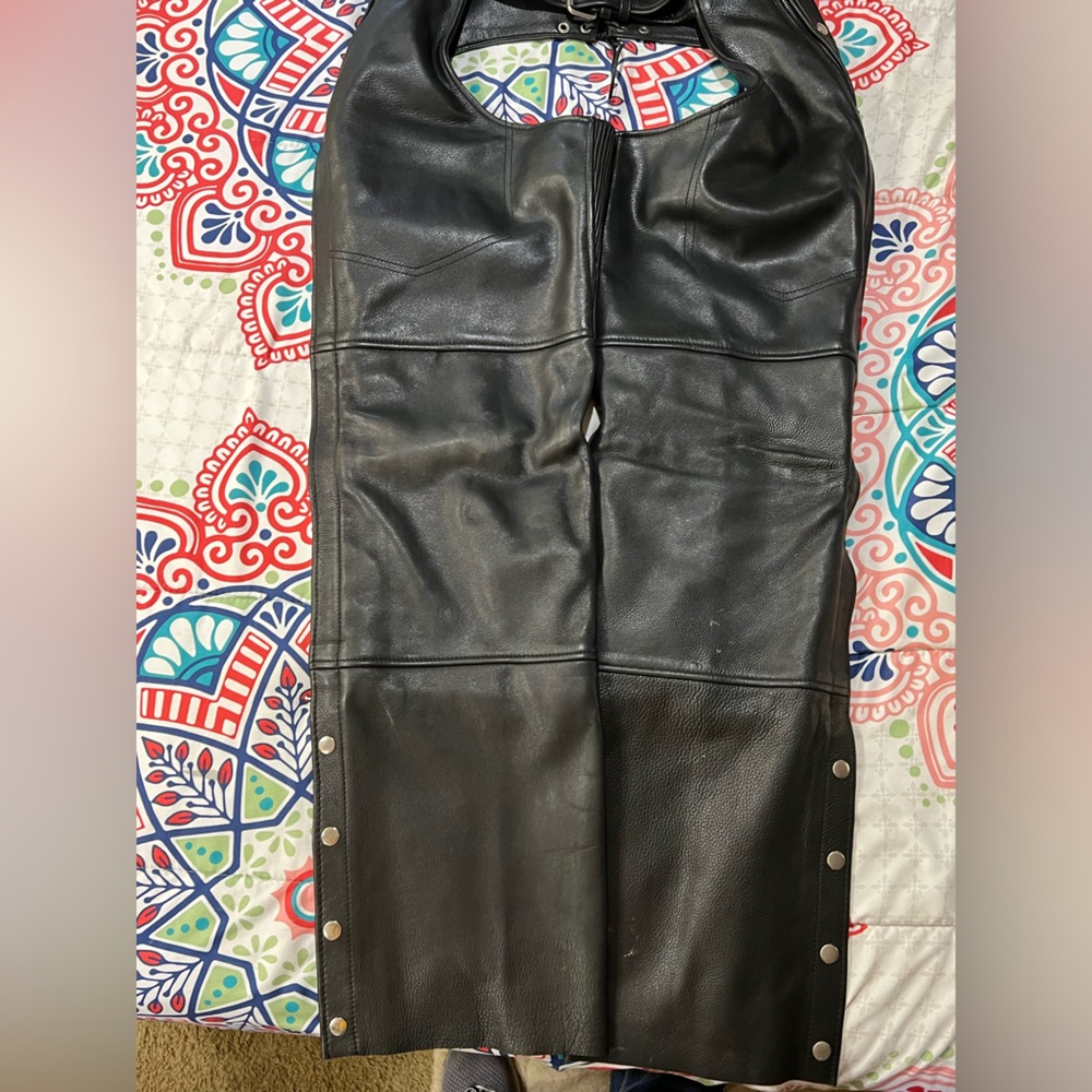 Motorcycle chaps